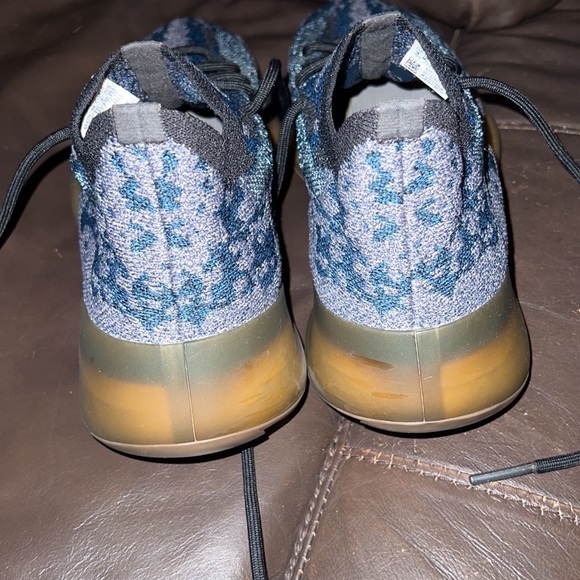 Yeezy Boost 380 Covellite - Picture 2 of 6